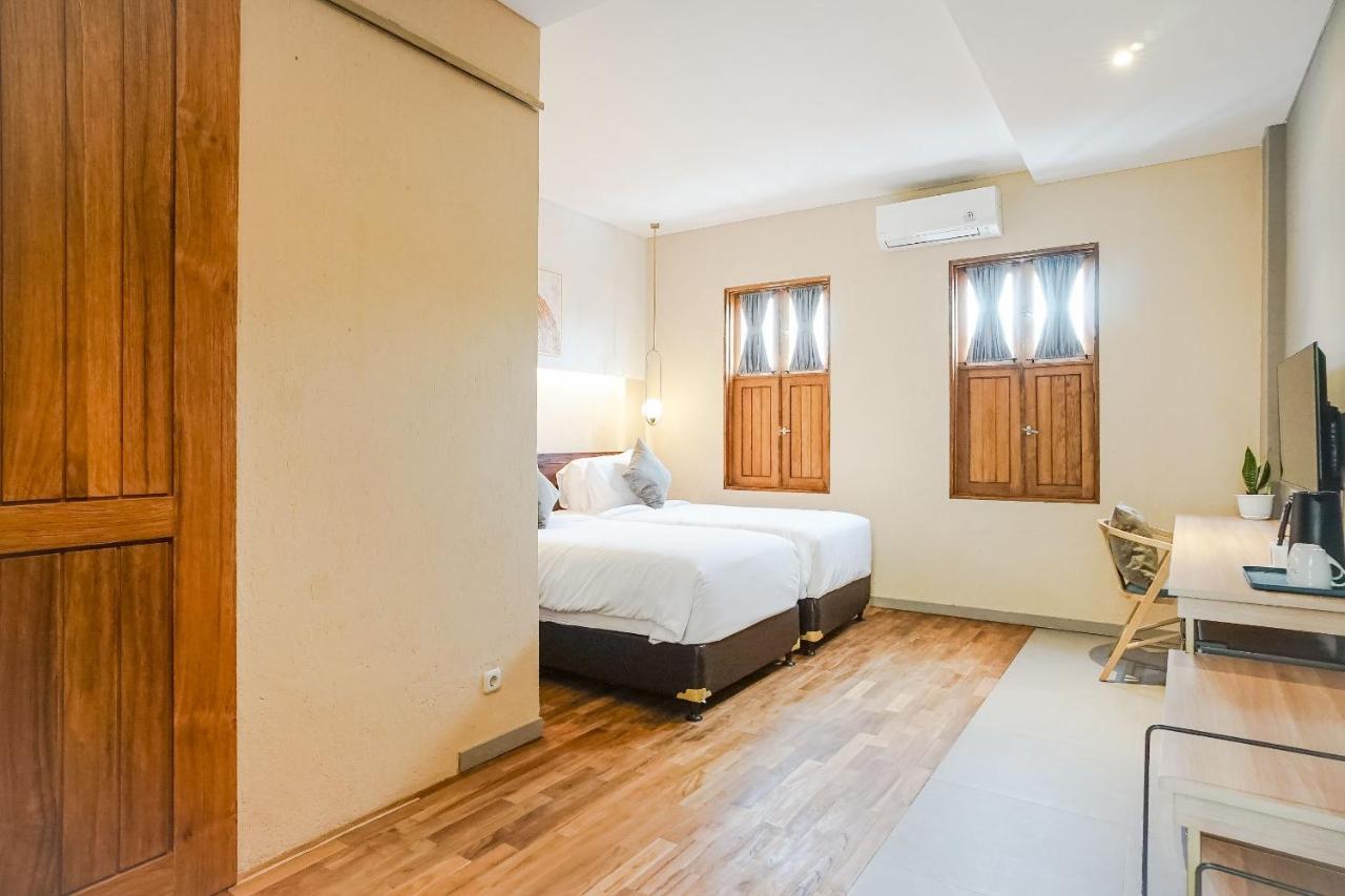 Tanaga Coliving Hotel Seminyak  Exterior photo